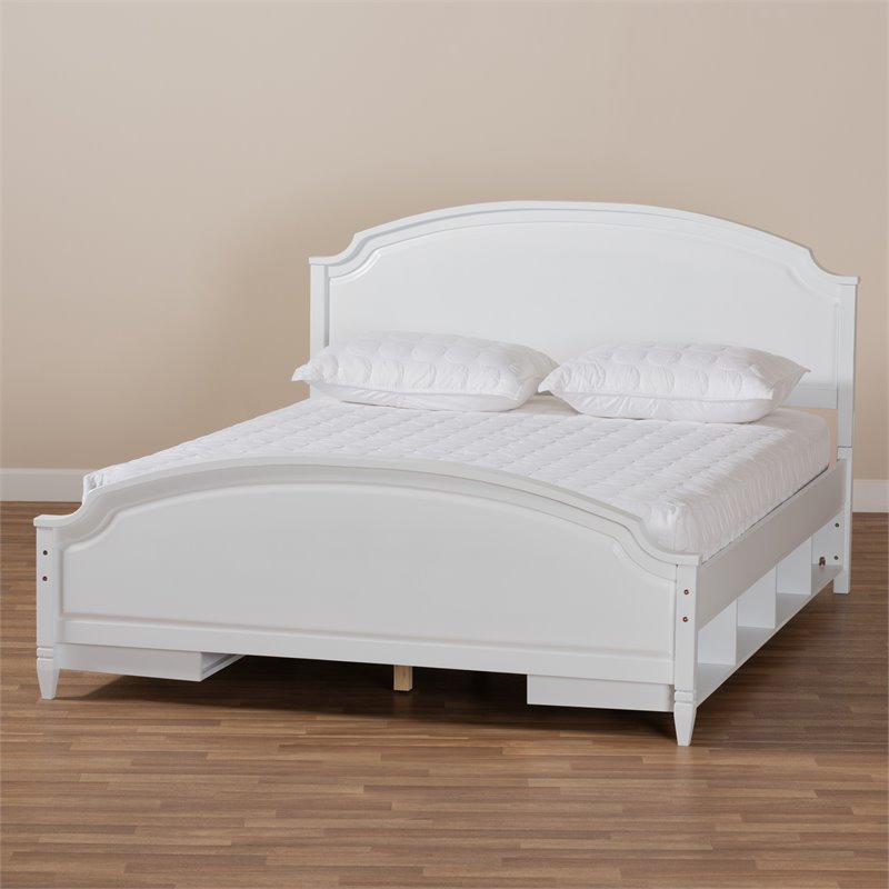 Bowery Hill Traditional White Finished Wood Queen Size Storage Platform Bed