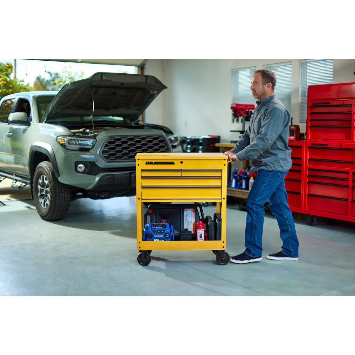 U.S. GENERAL 30 in., 4-Drawer Tech Cart, Red