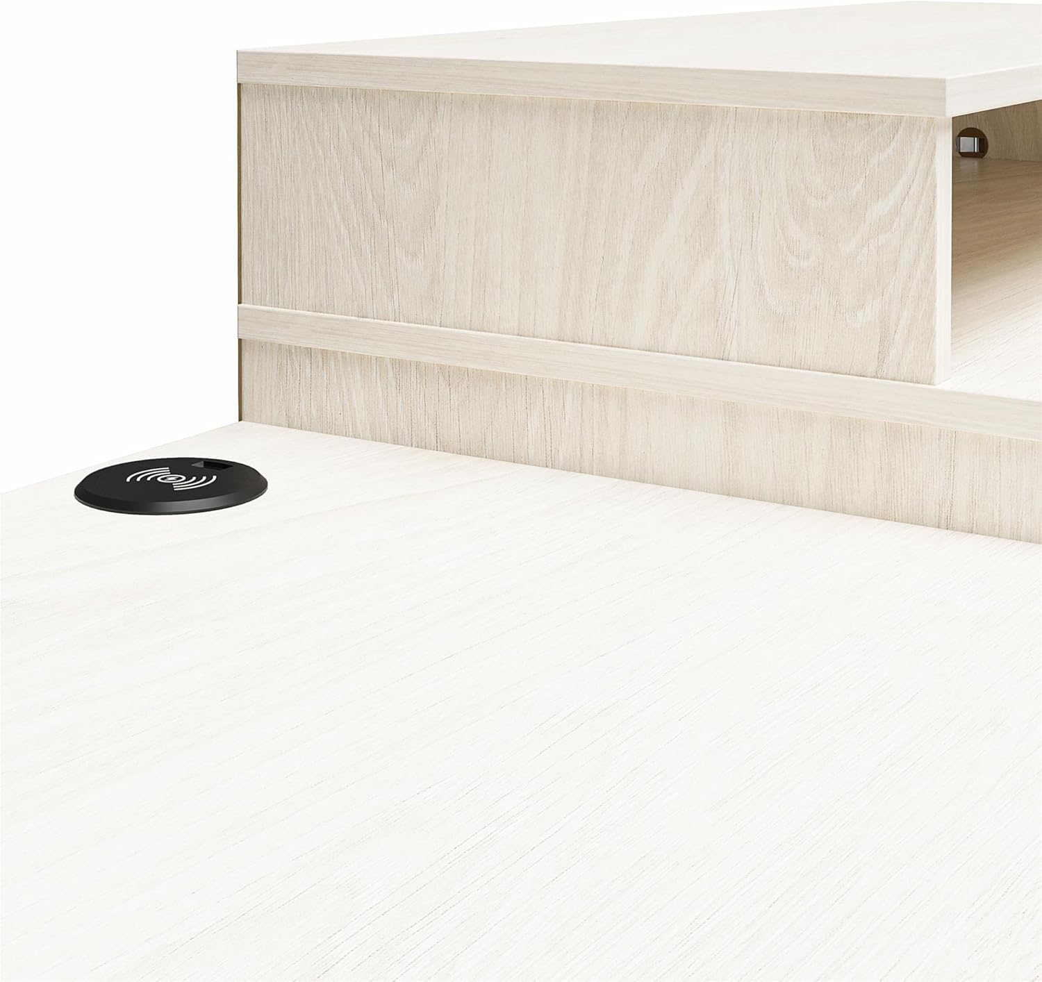 Ameriwood Home Kalissa Dresser/Desk Combo with Wireless-charger, White Oak