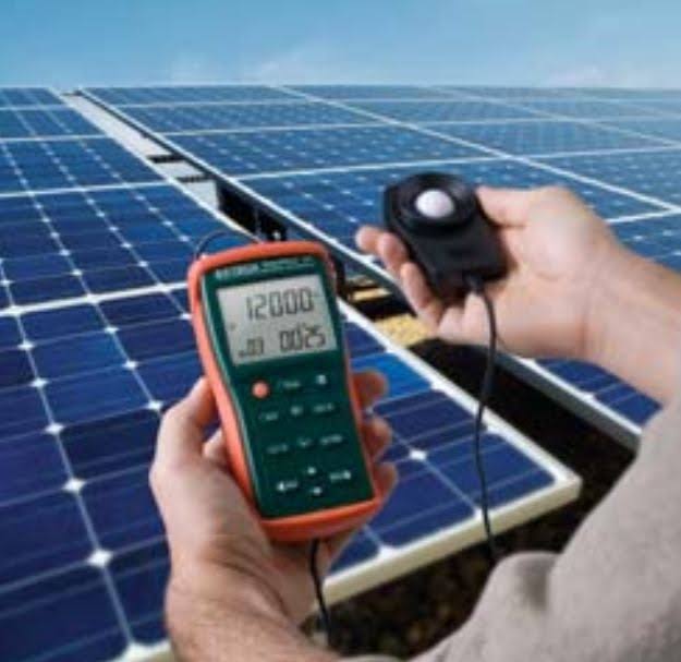 Extech EA33-NIST Light Meter with NIST