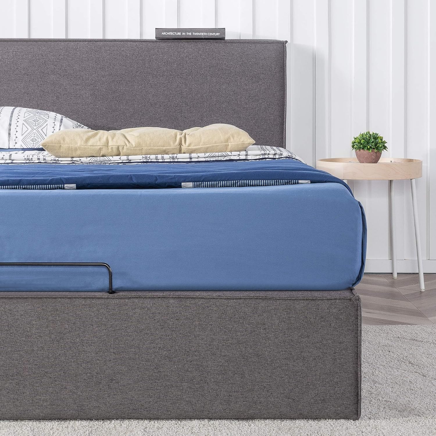 ZINUS Finley Upholstered Platform Bed Frame with Lifting Storage / Hydraulic Lifting Under Bed Storage / No Box Spring Needed / Easy Assembly, Queen
