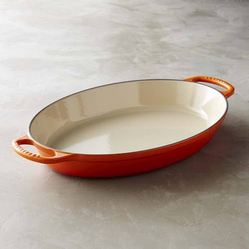 Le Creuset Signature 3-Quart Cast Iron Oval Baker - Flame