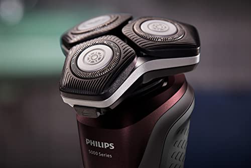 Philips Shaver Series 5000, Wet & Dry Electric Shaver with Cable-free Quick Clean Pod, S5882/50