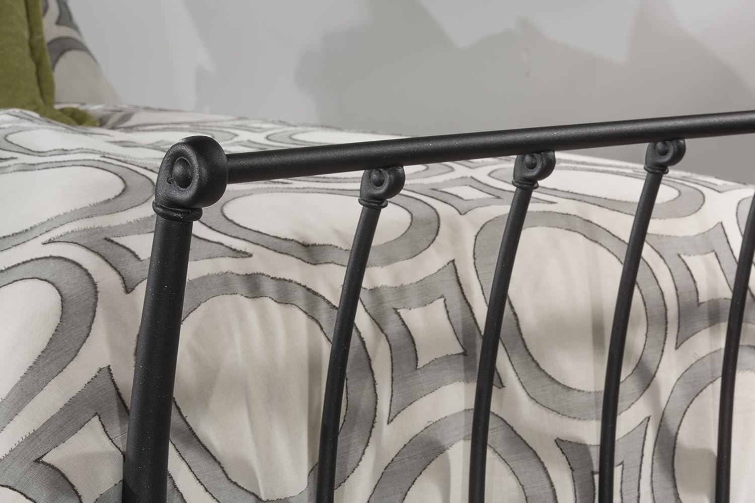 Hillsdale Furniture Midland Backless Daybed with Trundle Twin Black Sparkle