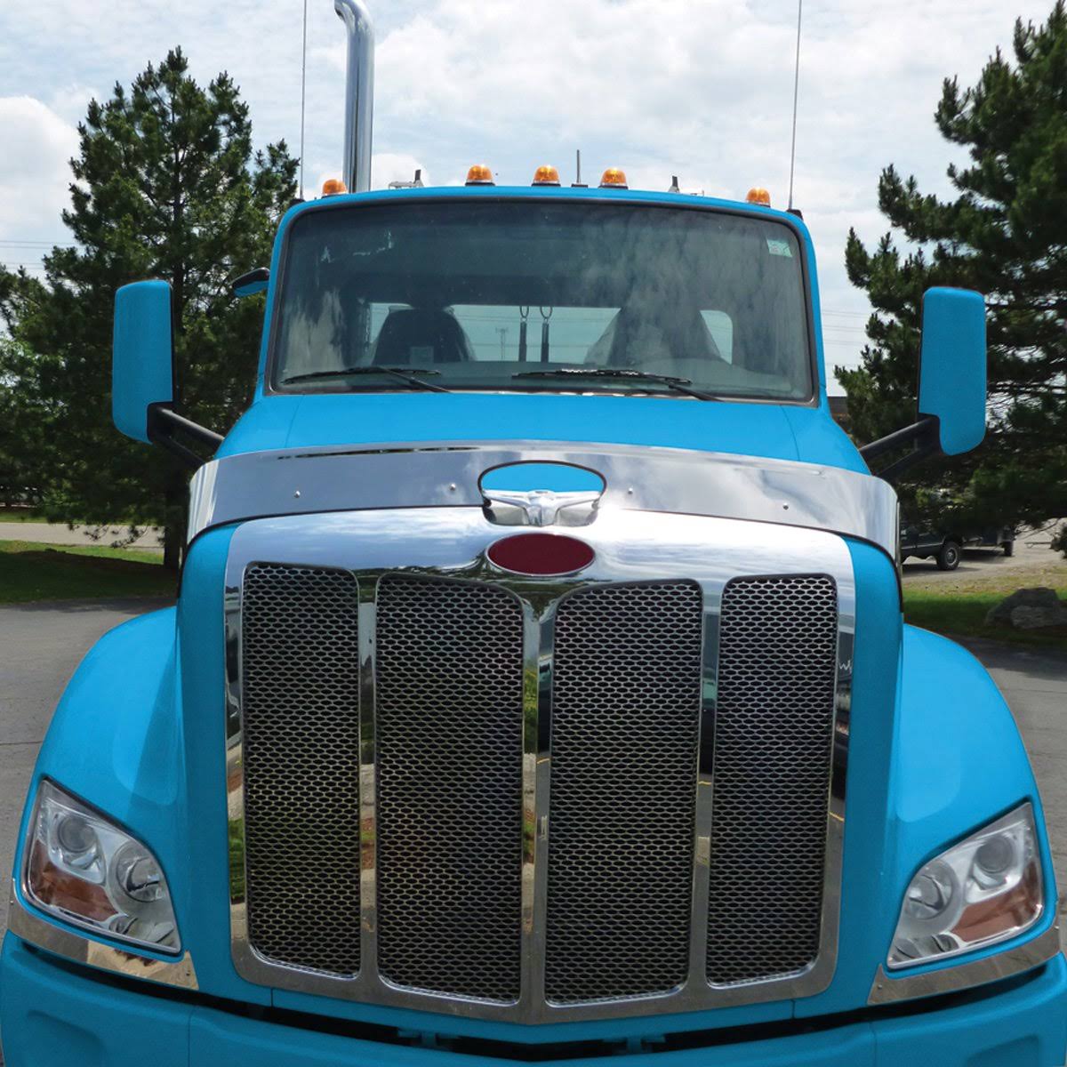 Trux Accessories Peterbilt 579 Hoodshield Bug Deflector