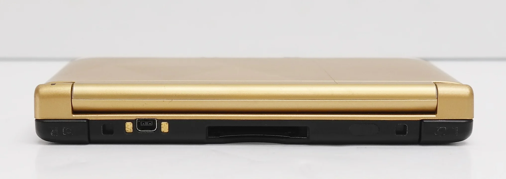 Pre-Owned Nintendo 3DS XL Zelda: A Link Between Worlds Edition Handheld Console (Good)