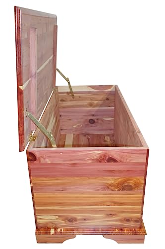 42" Heirloom Aromatic Red Cedar Hope Chest, Storage Trunk for Blankets - Amish Made in America (Large, Natural)