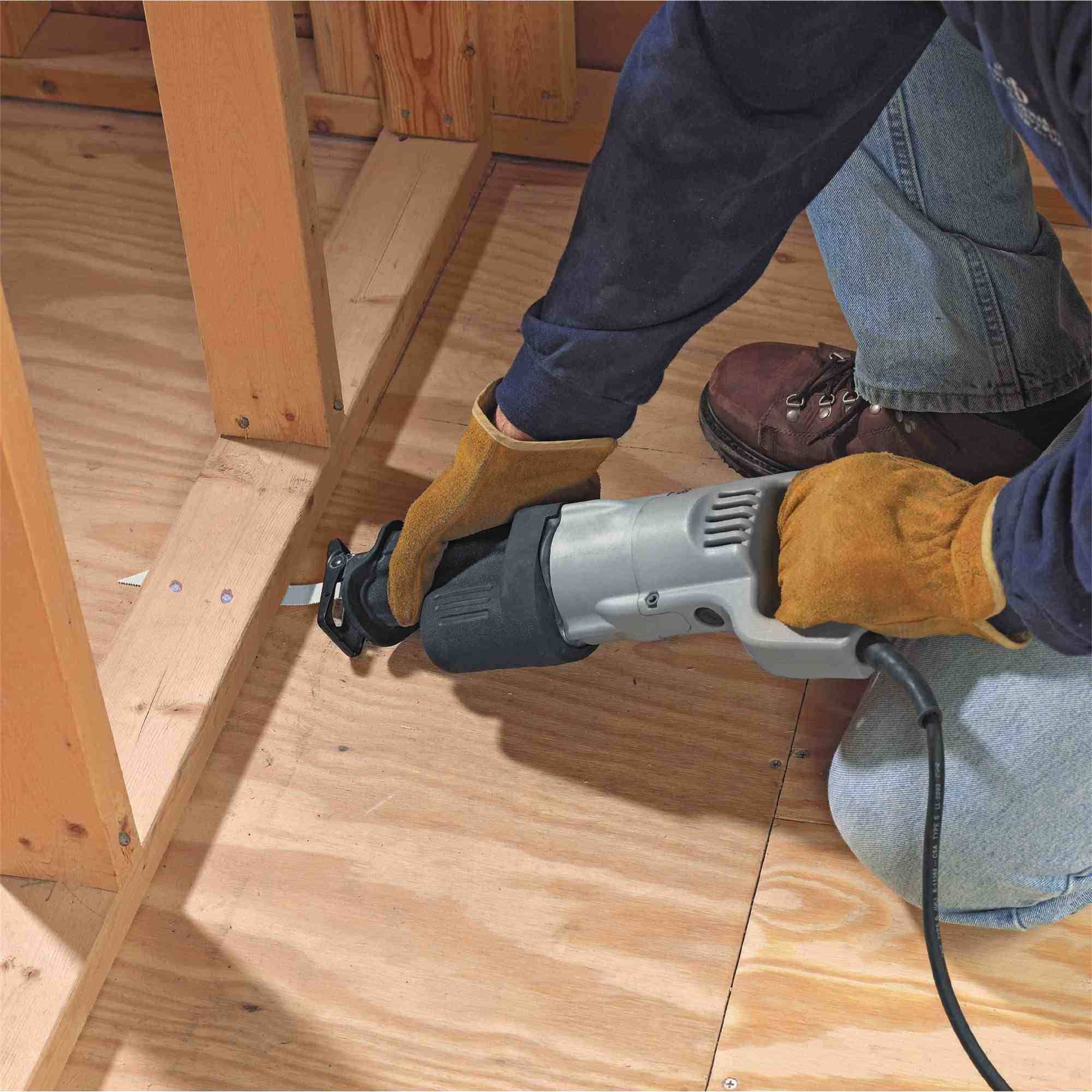 Dewalt 10 Amp Reciprocating Saw Kit