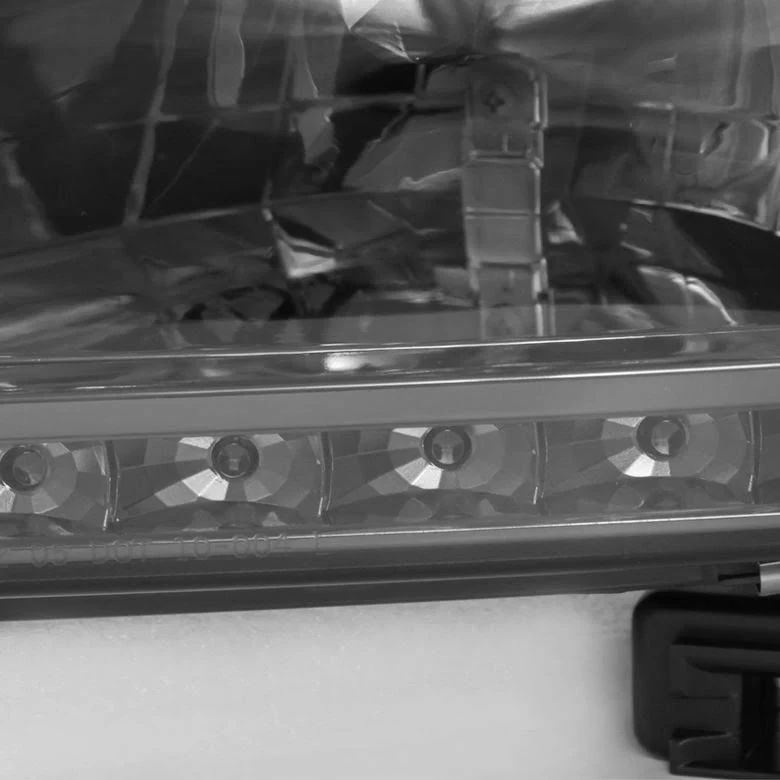 Toyota Tacoma Xtune Smoked Chrome Crystal Headlights