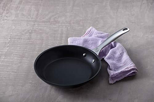 Le Creuset Toughened Nonstick PRO Fry Pan, 8"