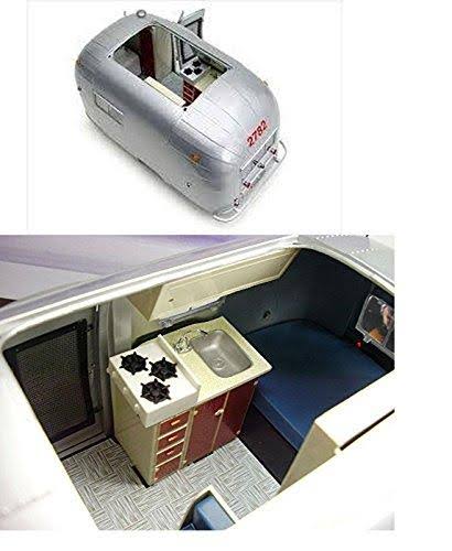 Aluminum Camper Trailer 1/18 by Motorcity Classics 88101