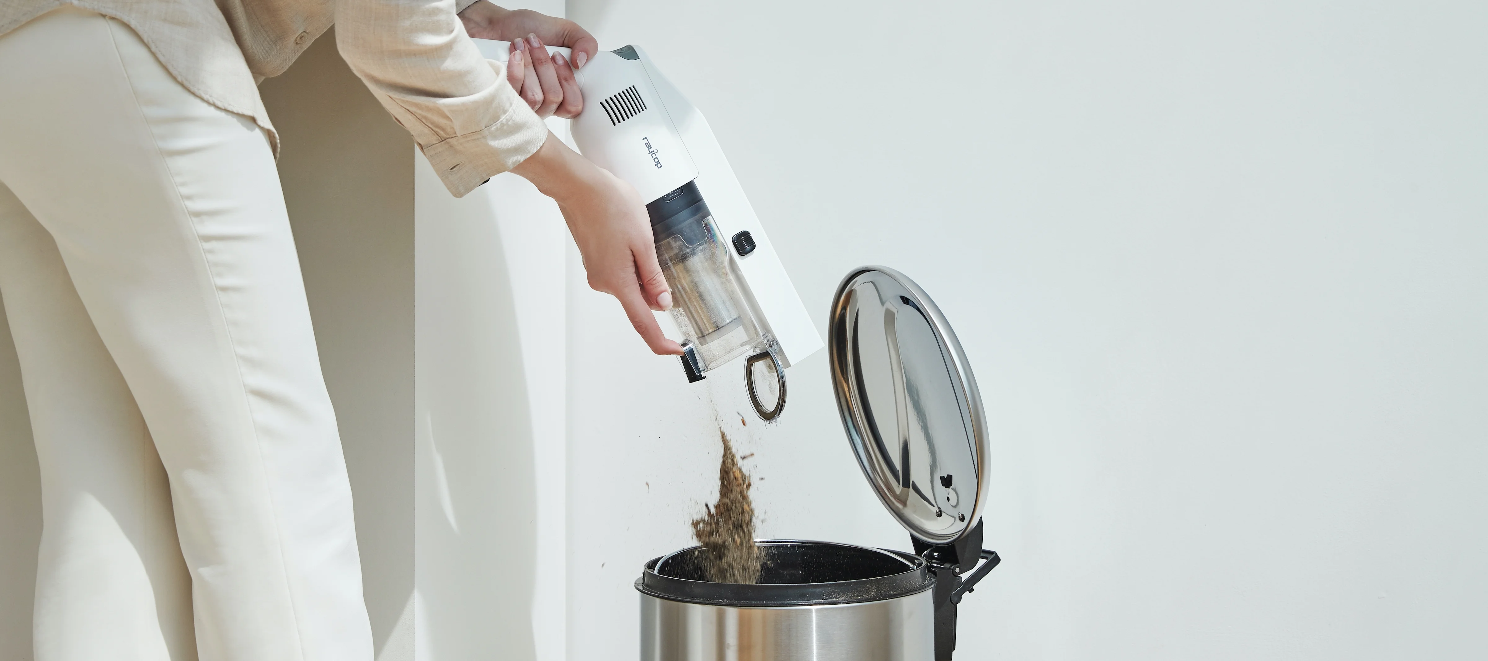 Raycop Omni Air UV+ Cordless Stick Allergen Vacuum