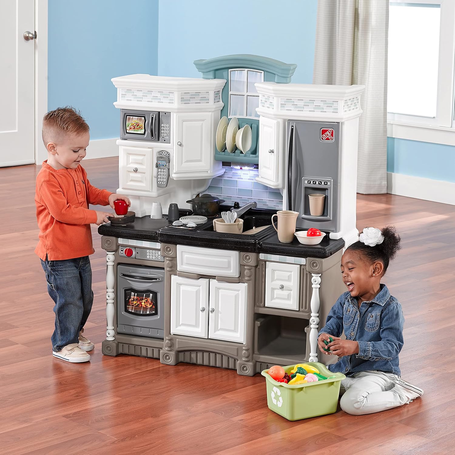 Step2 Lifestyle Dream Kitchen Set for Kids, Indoor/Outside Pretend Play Kitchen, Toddlers 2+ Years Old, Lights and Sounds, 37 Piece Kitchen Toy Set, Easy Assembly