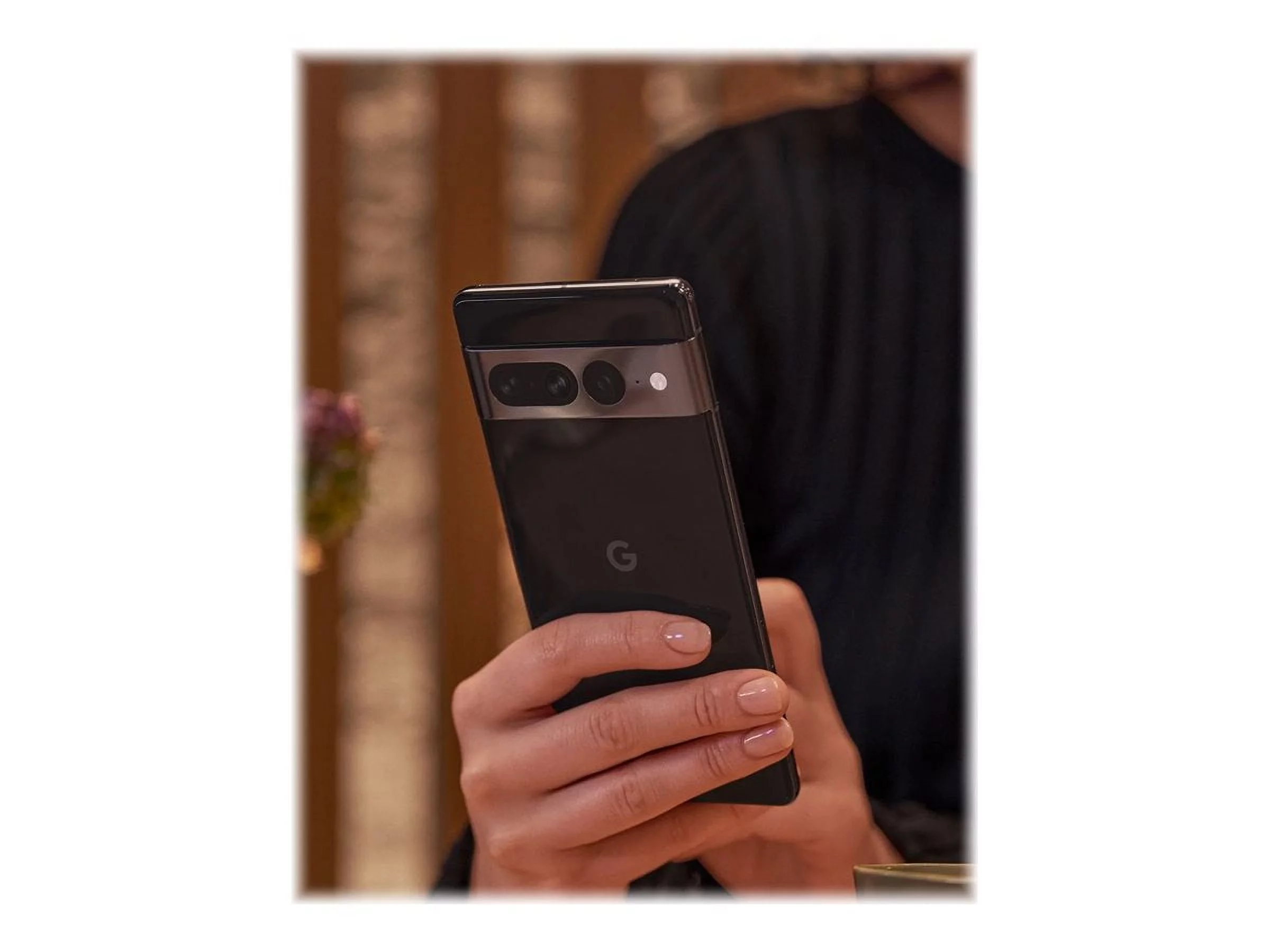 Google Pixel 7 Pro - 5G smartphone - dual-SIM - RAM 12 GB / Internal Memory 128 GB - OLED display - 6.7" - 3120 x 1440 pixels (120 Hz) - 3x rear cameras 50 MP, 48 MP, 12 MP - front camera 10.8 Megapixel - obsidian