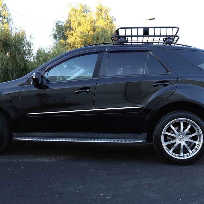 Spec D Tuning RRBK-EXT005BK 43 - 64 in. Cargo Extendable Basket Universal Roof Rack - Black