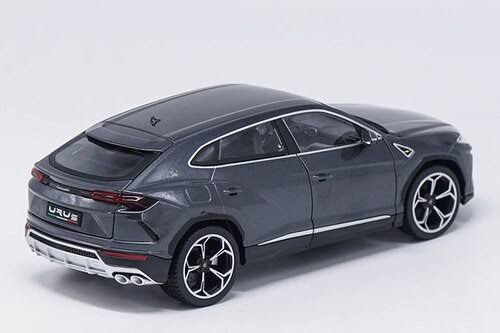 Lamborghini Urus Grey 1/18 Diecast Model Car by Bburago, Gray