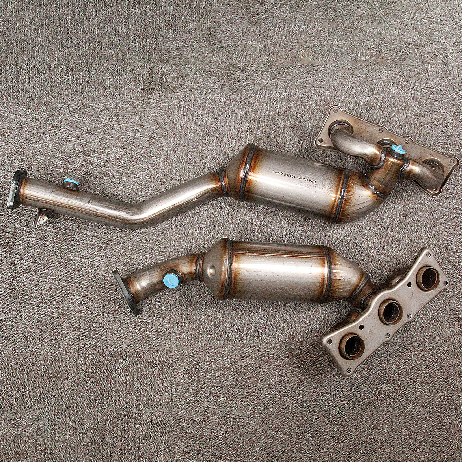 Set of 2 Front Manifold Catalytic Converter For 2007 TO 2010 BMW X5 Direct Fit