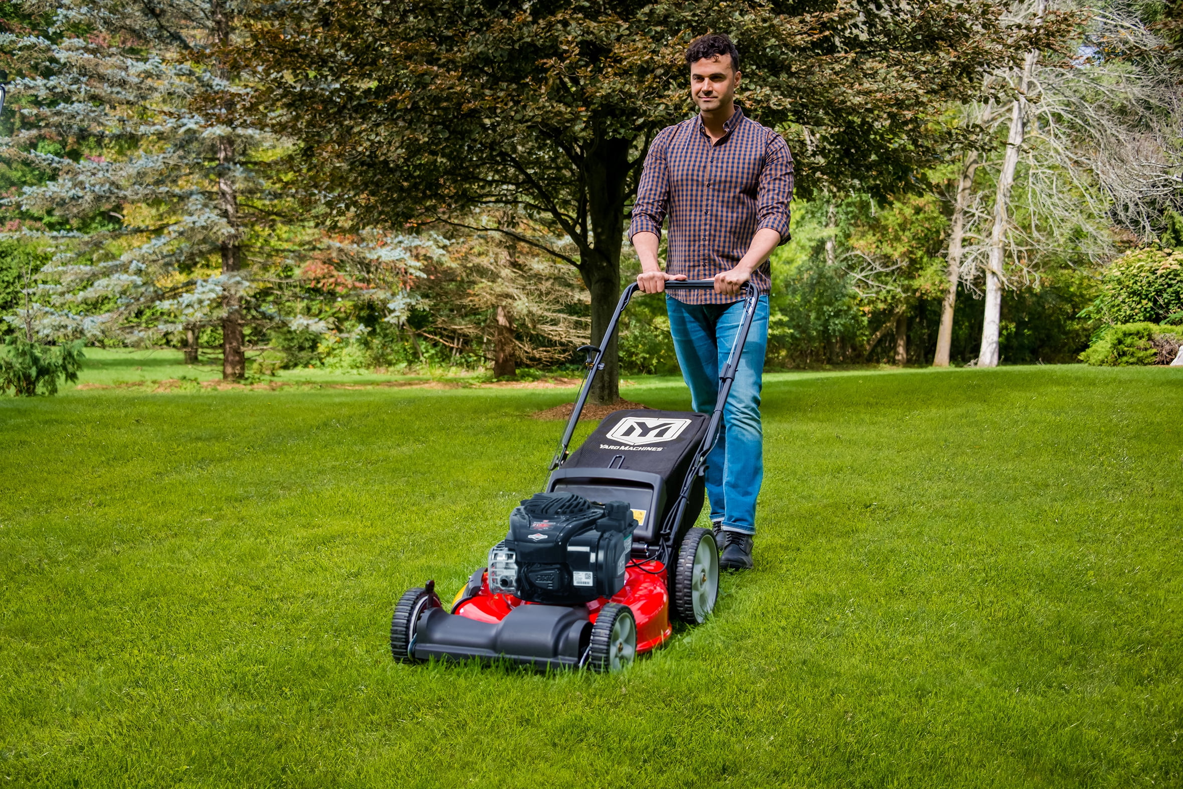 Yard Machines 21" FWD Walk Behind Lawn Mower 140cc Briggs & Stratton