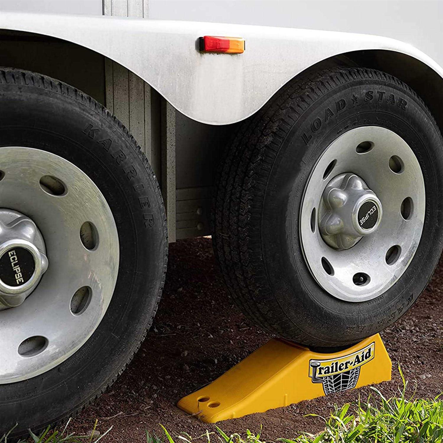 Camco Trailer Aid PLUS Trailer Tire Changing Ramp with 5.5 inch Lift - Pet Supplies online store