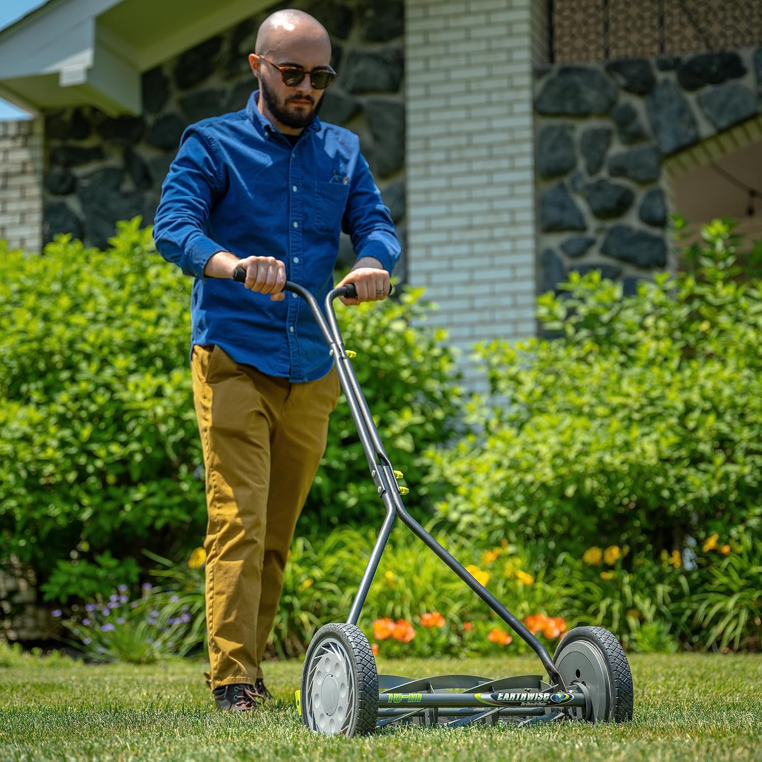 Earthwise 16-Inch 7-Blade Push Reel Lawn Mower and 14-16 Inch American Lawn Mower Grass Catcher Bundle
