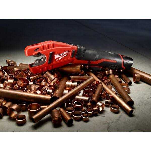 Milwaukee M12 12V Lithium-Ion Cordless Copper Tubing Cutter Kit with 1.5 Ah Battery, Charger and Hard Case w/M12 Soldering Iron