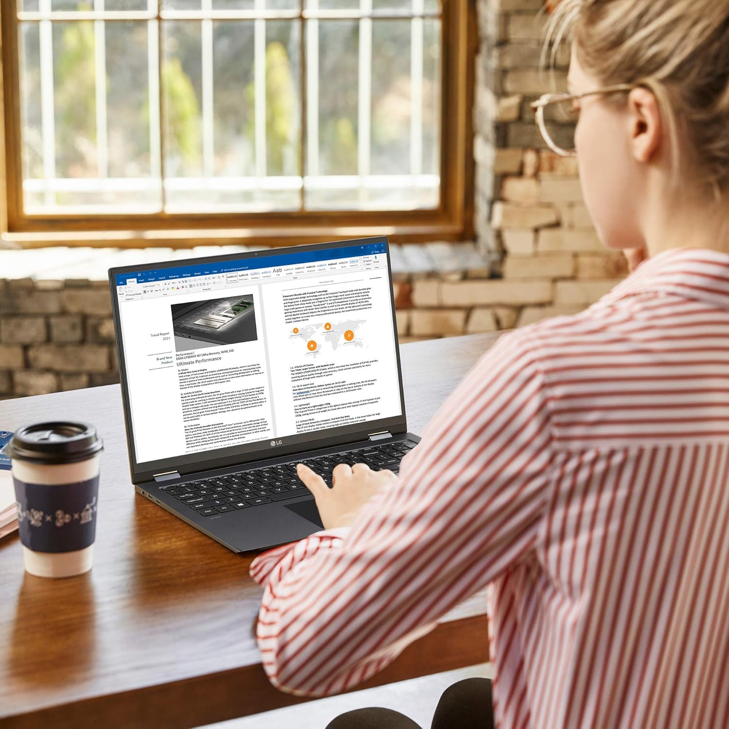 LG gram 16T90P - 16" WQXGA (2560x1600) 2-in-1 Lightweight Touch Display Laptop, Intel evo with 11th gen Core i7 1165G7 CPU, 16GB RAM, 2TB SSD, 21 Hours Battery, Thunderbolt 4, Black - 2021