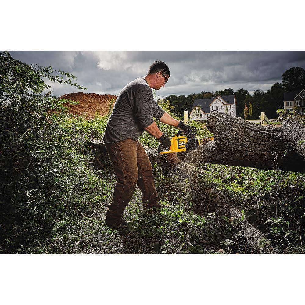 DeWalt 16 in. 60V Max Cordless FLEXVOLT Brushless Chainsaw with (1) 3.0Ah Battery u0026 Charger with Bonus Handheld Blower