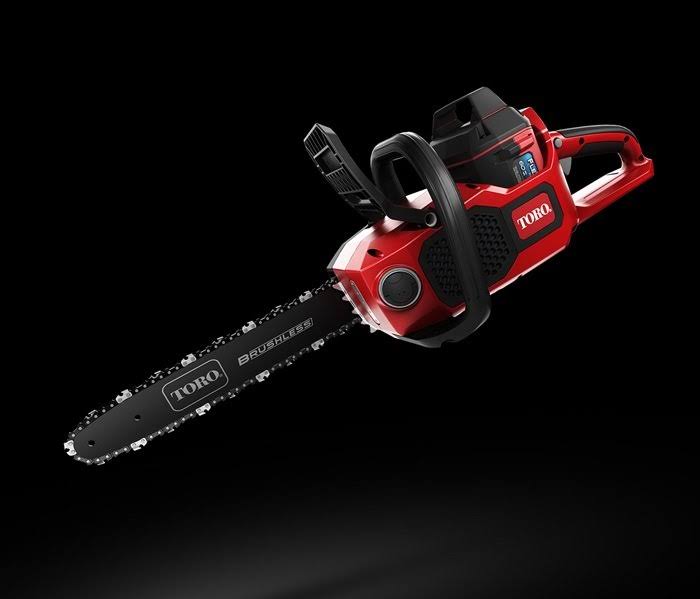Toro 7013894 16 in. 60V Flex Force Battery Chainsaw Kit