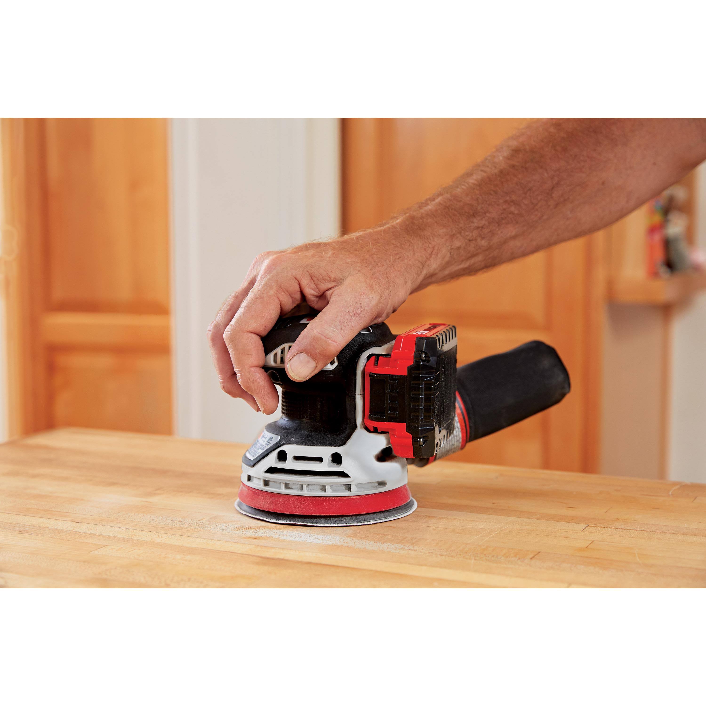 Porter-Cable PCCW205B 20V Max Cordless Random Orbital Sander