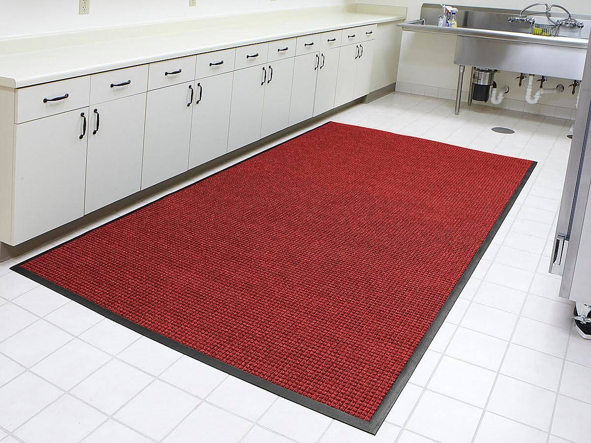 Waterhog Carpet Mat - 6 x 10', Red/Black - H-3143R