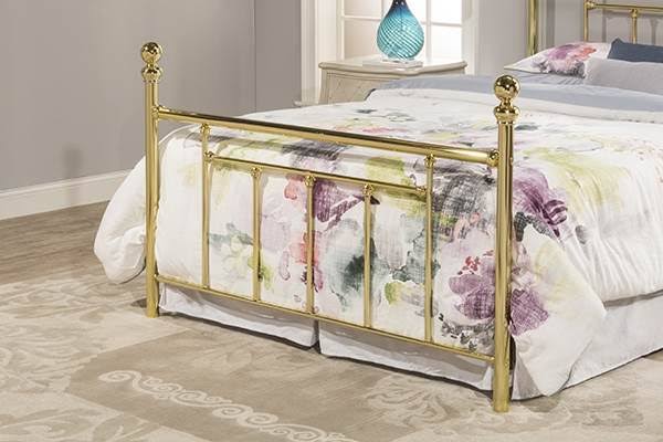 Hillsdale Chelsea Classic Brass Full Bed Set (Rails Not Included)