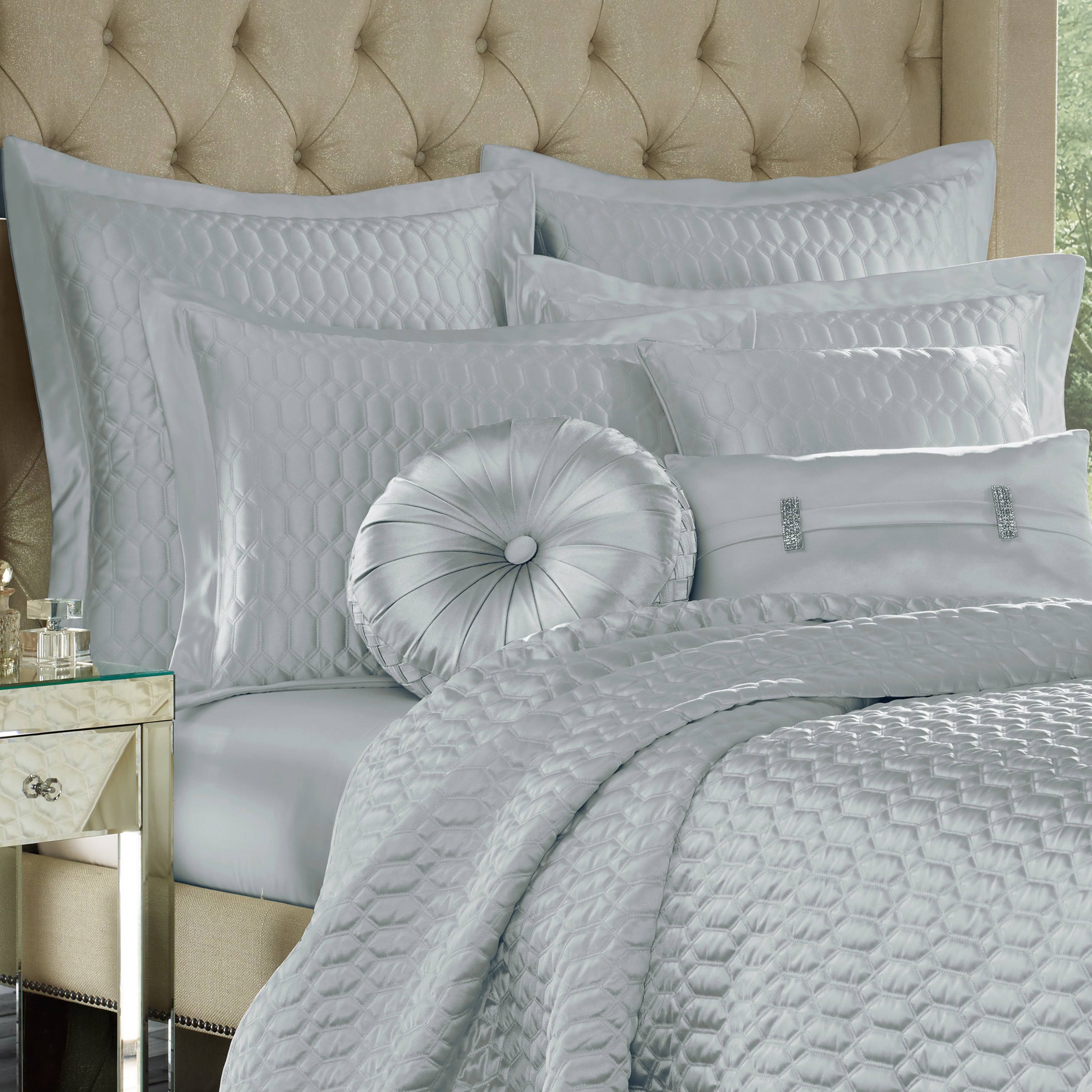 J. Queen New York Satinique Coverlet, King, Silver