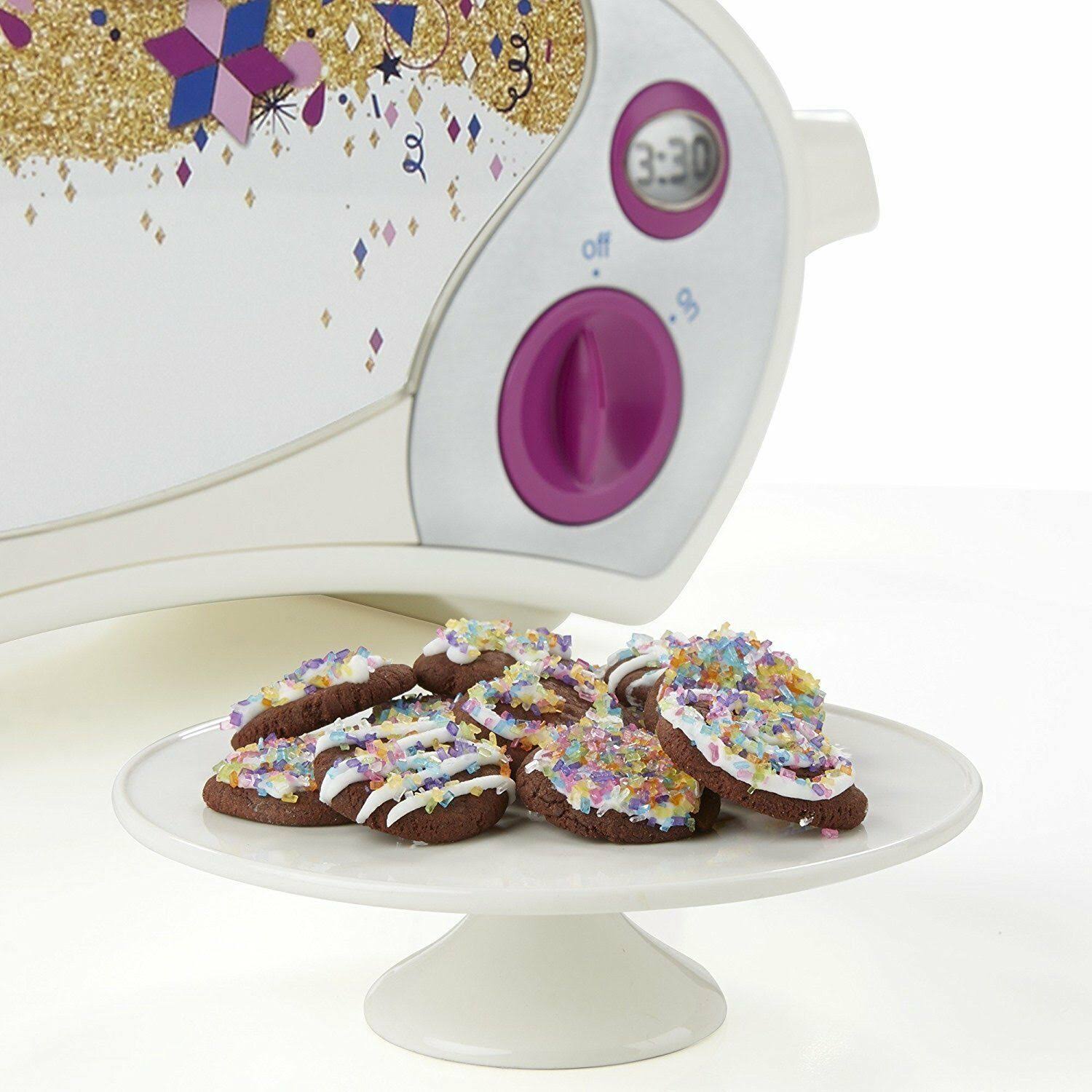 Easy Bake Oven + Star Edition Ultimate Super Pack Refill Set