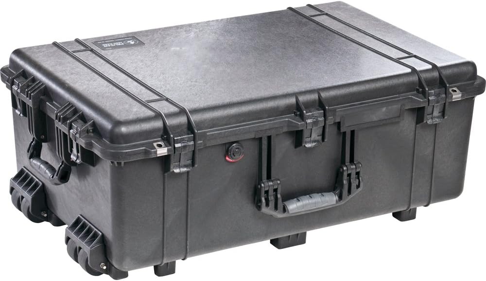 Pelican 1650 Camera Case With Foam, Black