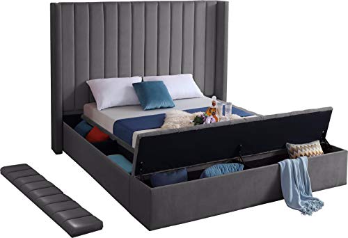 Meridian Furniture Kiki Collection Modern | Contemporary Velvet Upholsterd Bed with Channel Tufting, Siderails and Footboard Storage Compartments, Full, Cream