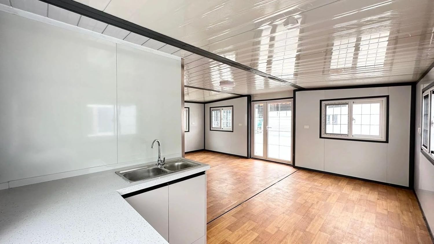 Expandable Tiny Home with Bathroom, Kitchen, 20ft Length, Portable Container House, Windows & Doors