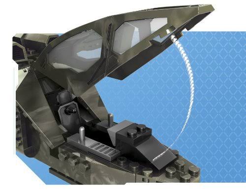 Mega Bloks Halo UNSC Falcon with Landing Pad