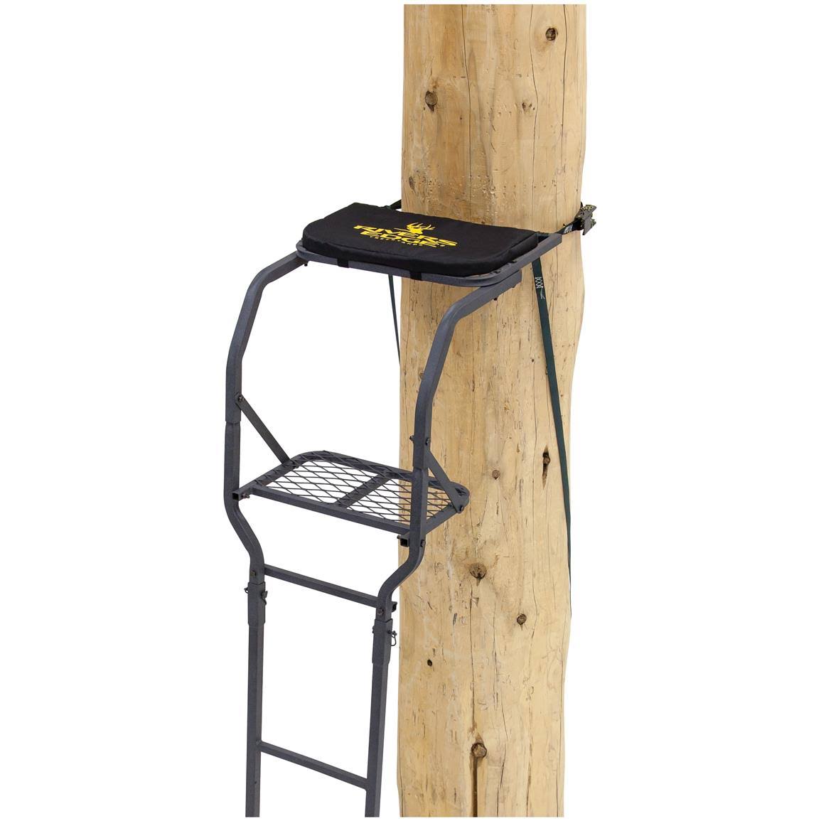 Rivers Edge 15' Classic Ladder Stand