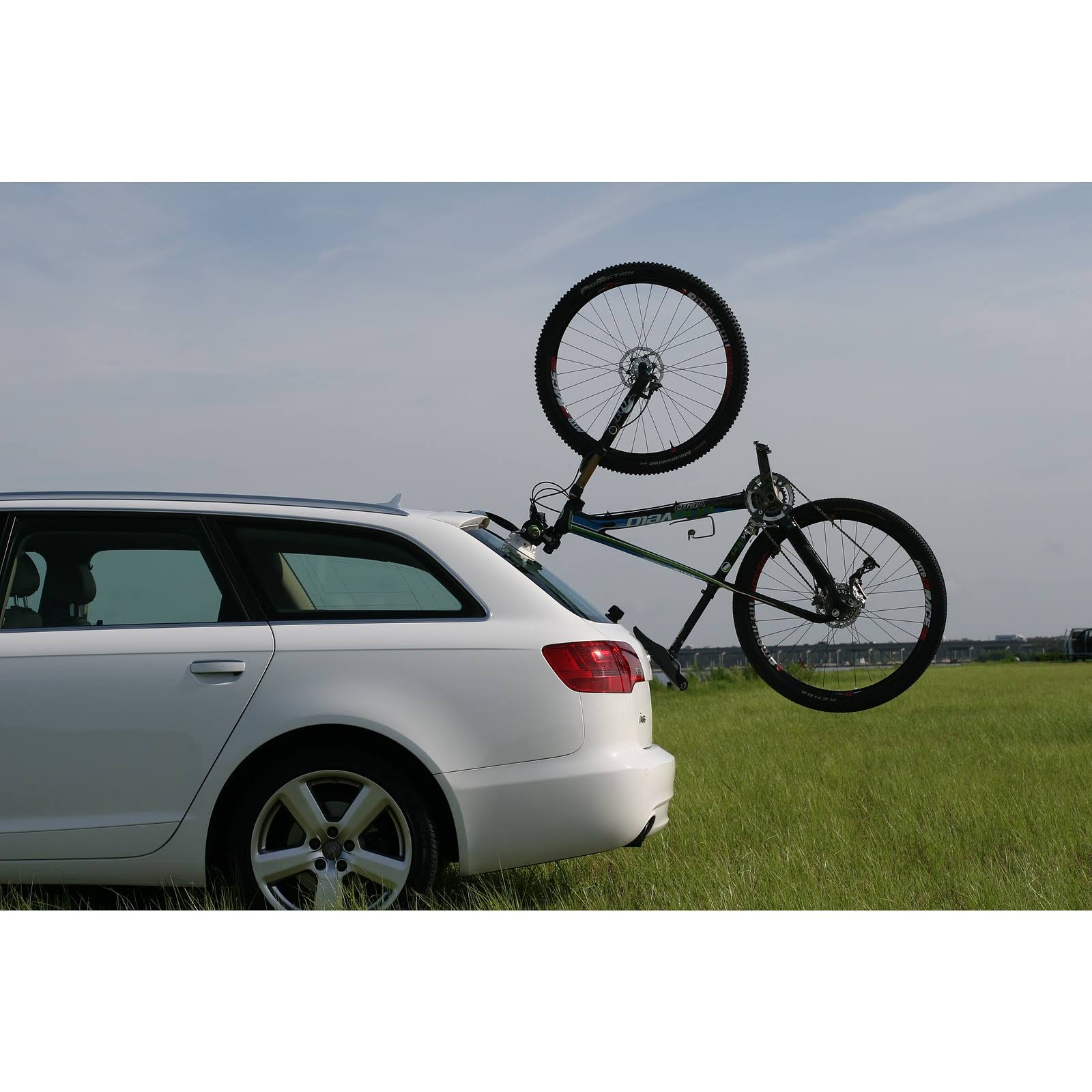 SeaSucker Hornet Bike Rack - Black