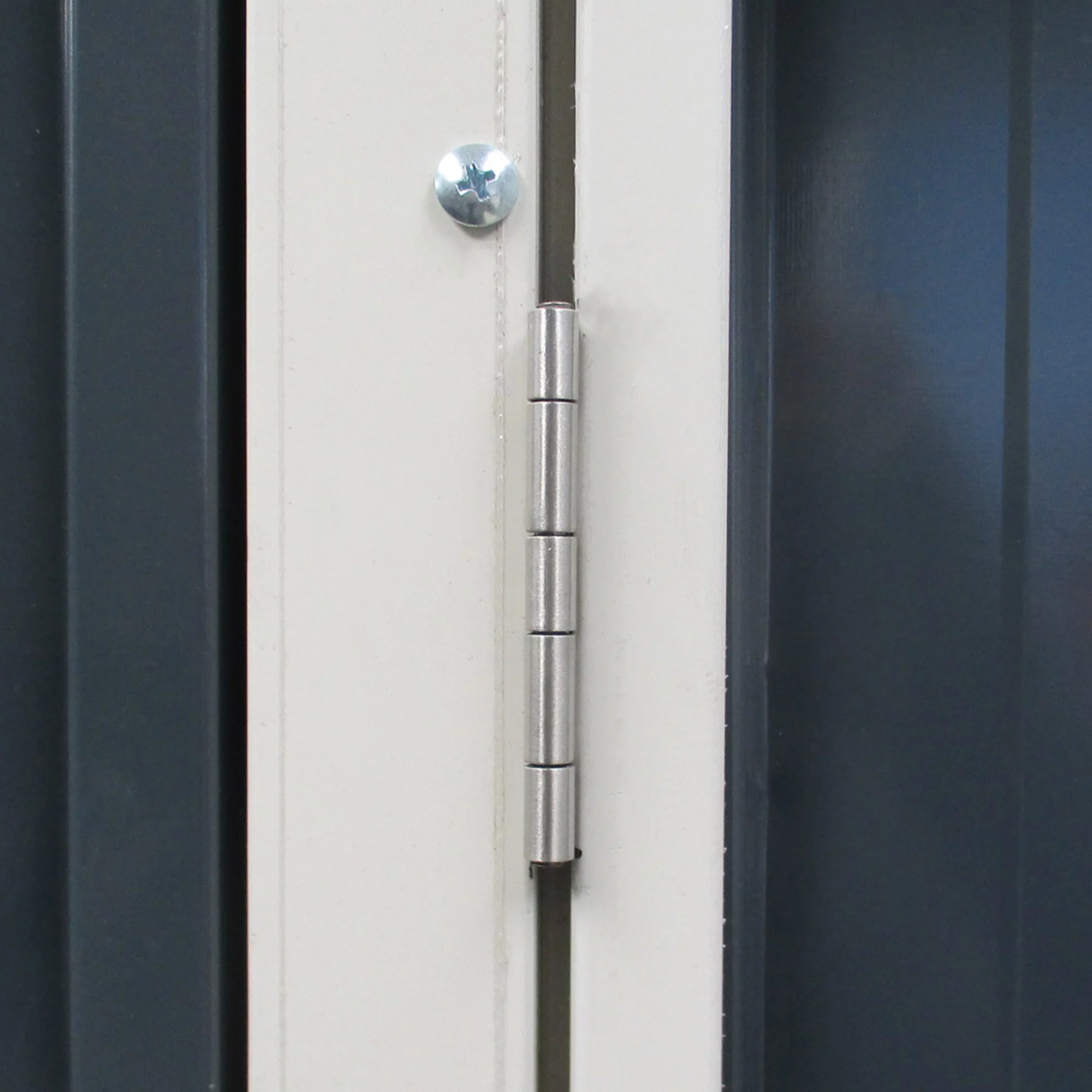 Outsunny Metal Outdoor Storage Shed, Lean to Shed ith Lockable Door
