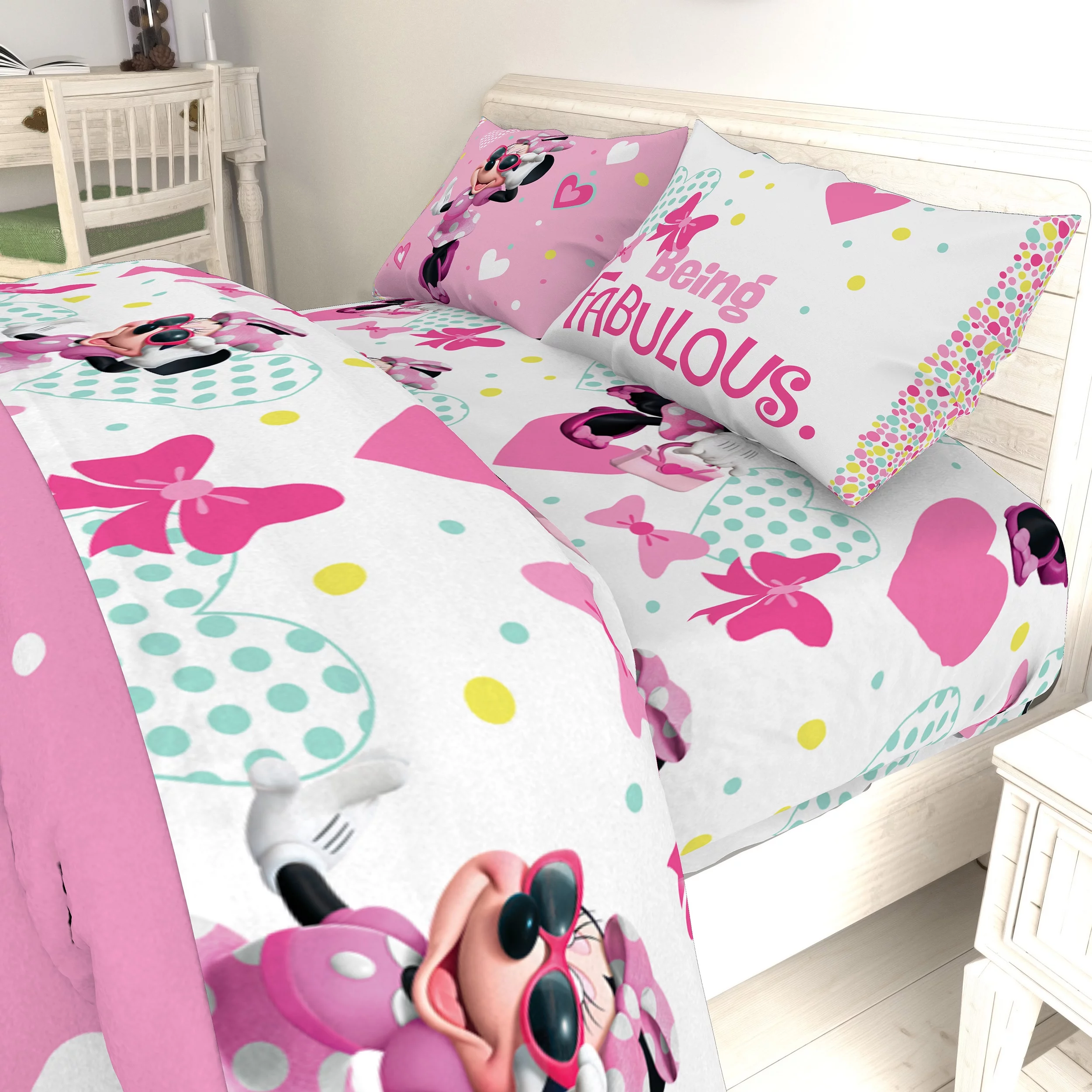 Minnie Mouse Full Comforter, Sheets & BONUS SHAM (6 Piece Bed In A Bag) - Curated Treasures Market