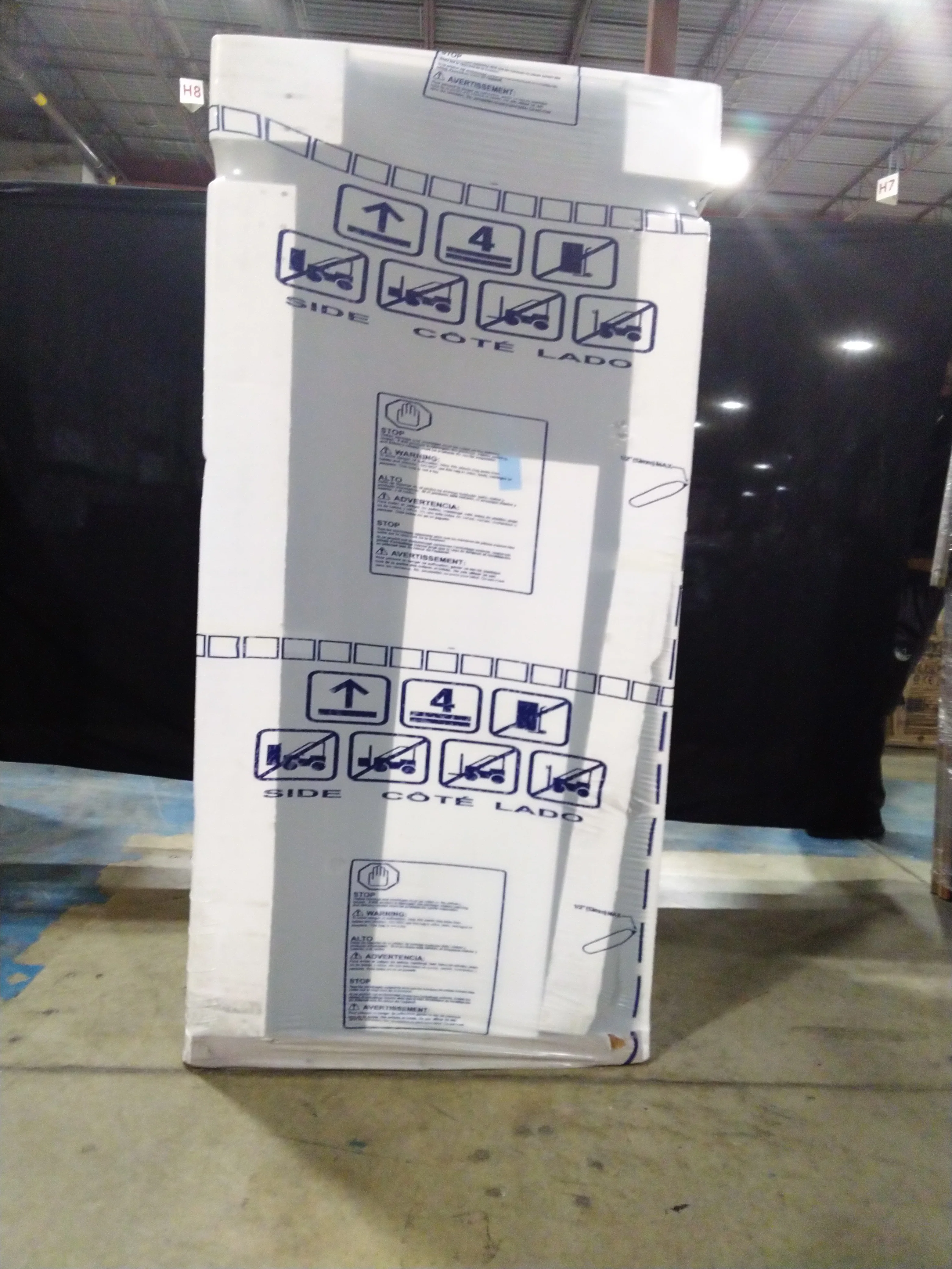 FRIGIDAIRE GALLERY 30 IN. 20.0 CU. FT. STAINLESS STEEL TOP FREEZER REFRIGERATOR - FGHT2055VF