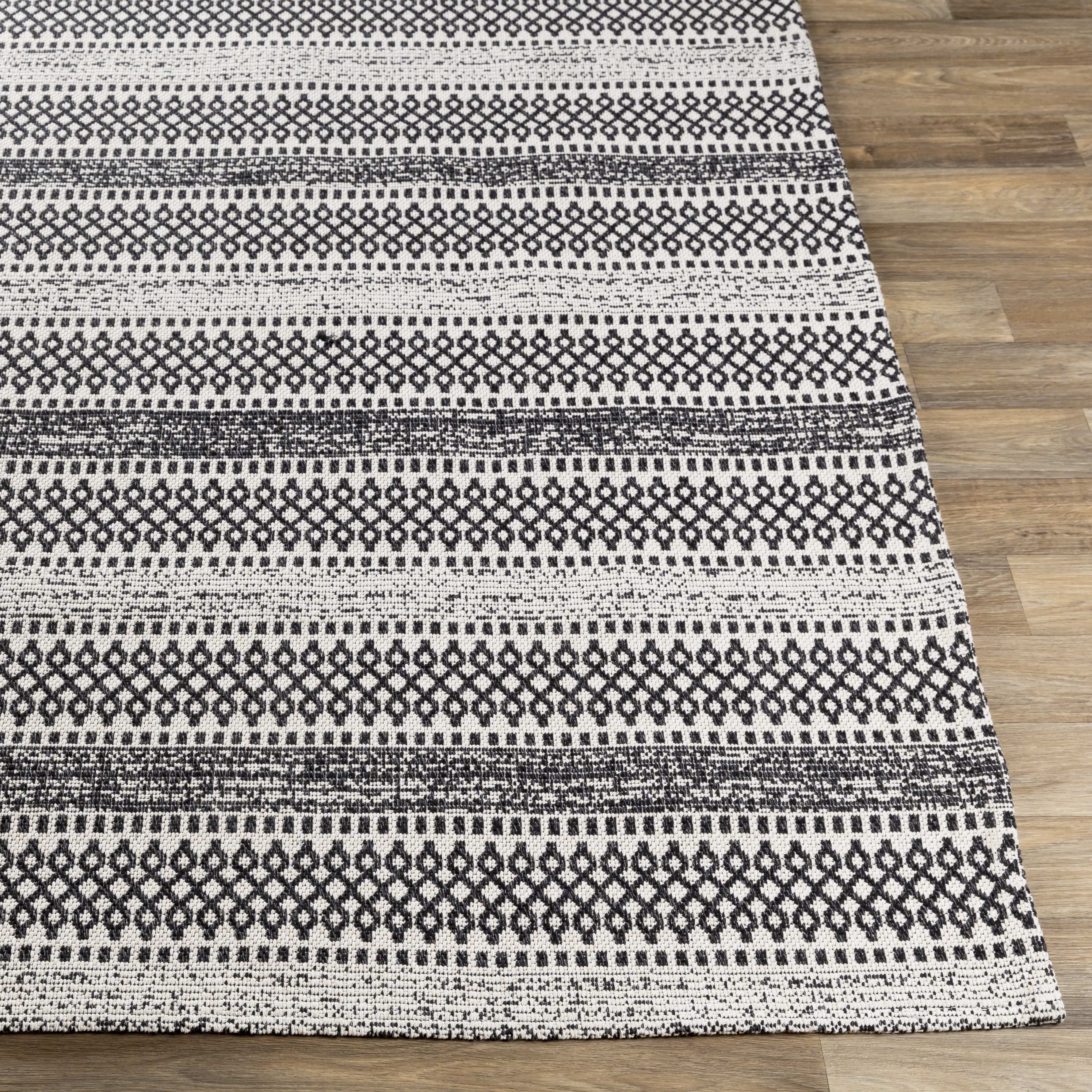Mark&Day Area Rugs, 2x7 Stone Global Black Runner Area Rug (2'7" x 7'3")