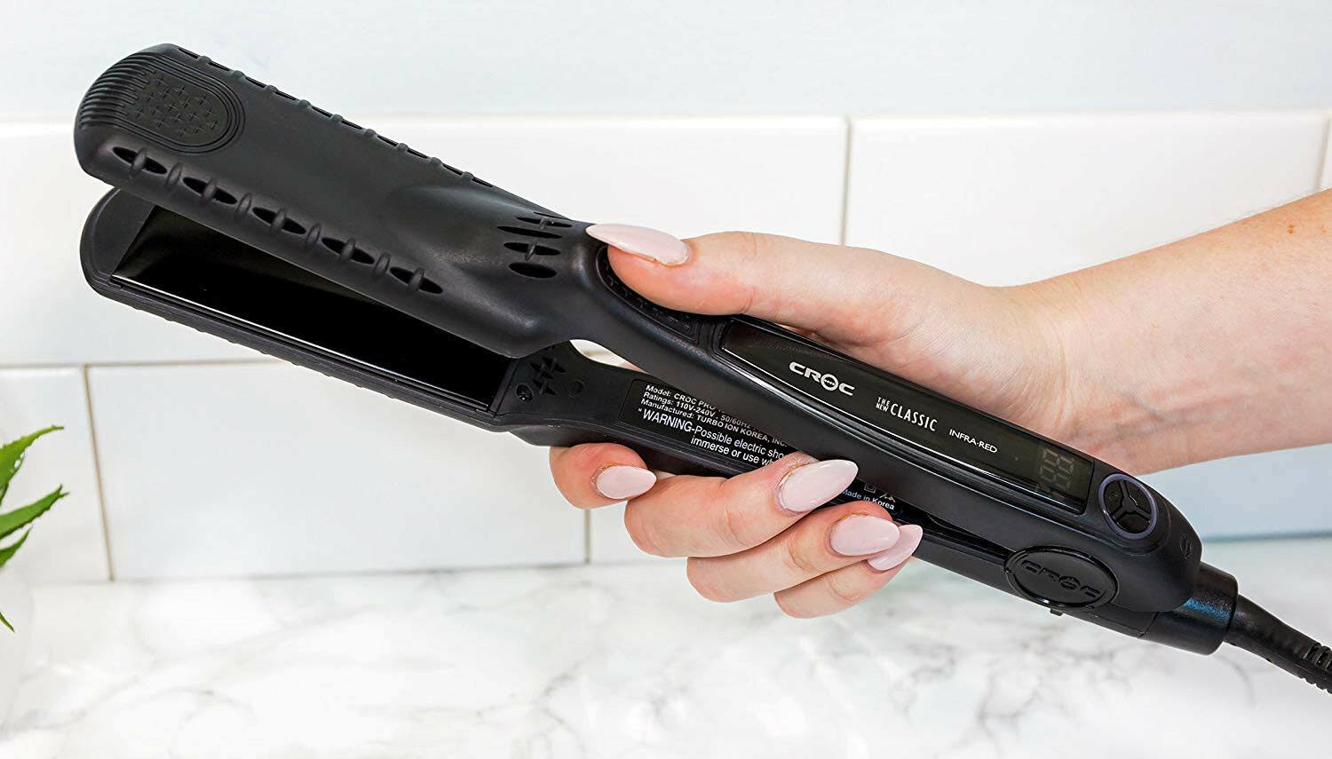The New Croc Classic Infrared Black Titanium 1.5x22 Flat Iron