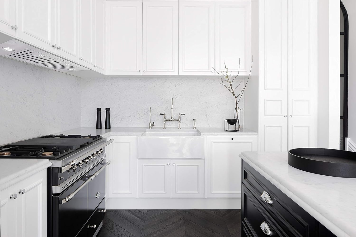 KOBE INX2730SQB-700-2 Brillia 30-inch Built-in/ Insert Range Hood, 3-Speed, 550 CFM, LED Lights, Baffle Filters, Stainless Steel