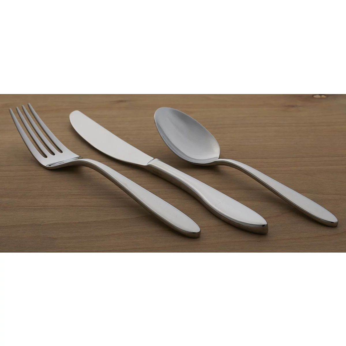 Oneida Solefield 45-Piece Stainless Steel Silverware Set (Service for 8)