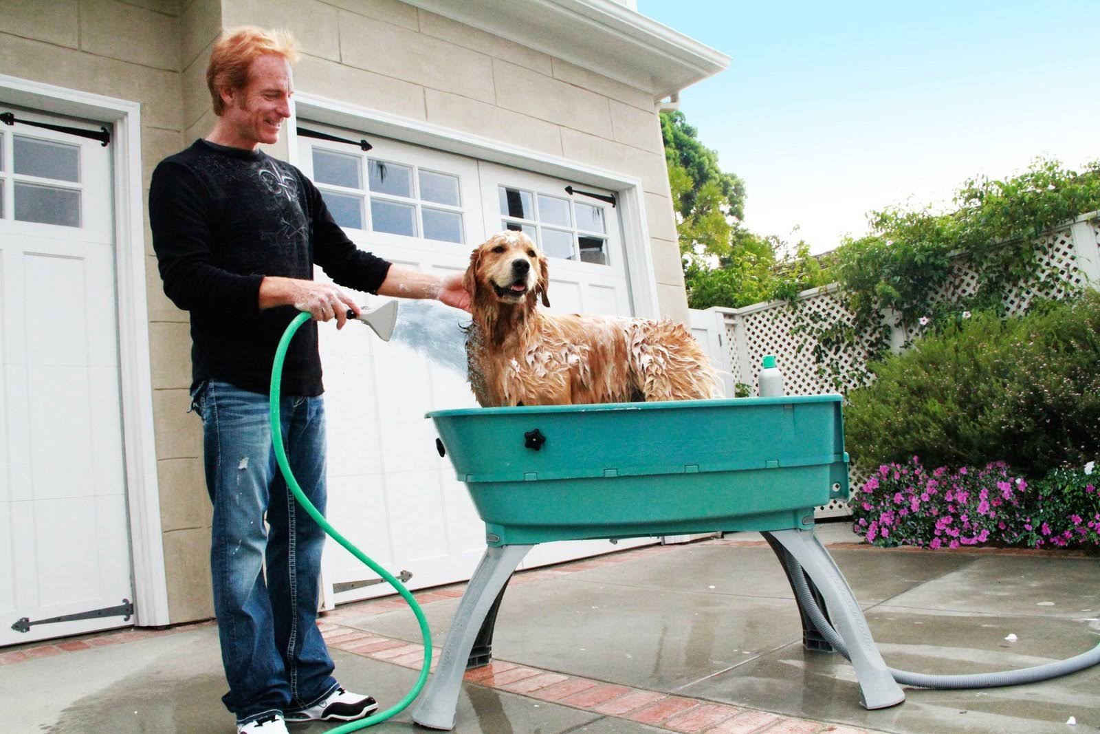 Booster Bath Elevated Pet Bathing Large