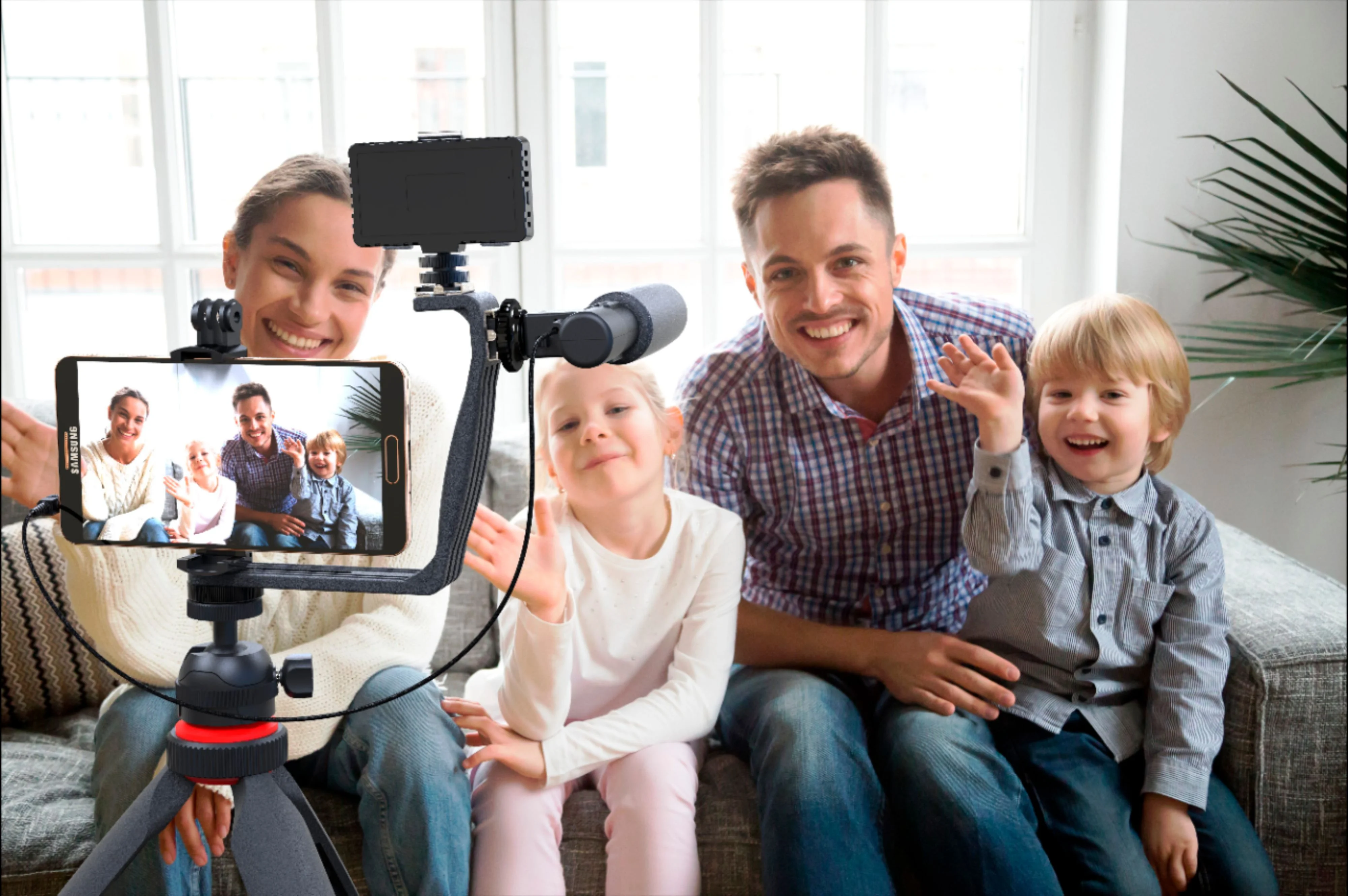 Digipower - Phone Video Stabilizer Rig Kit with Microphone, Light diffuser and Mini tripod for iPhone, Samsung and Digital Cameras - Black - Open Box - Brand New