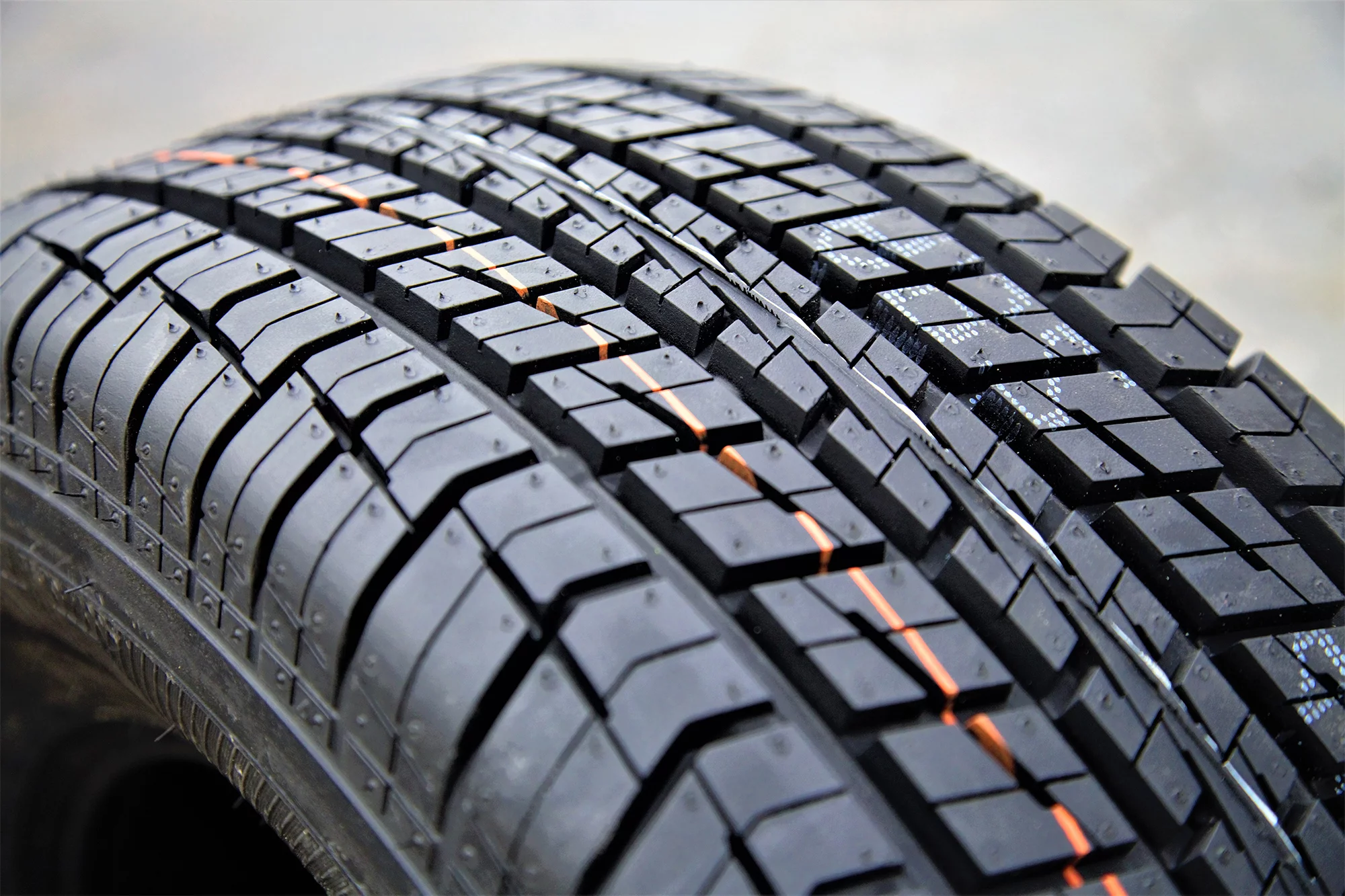 Firestone Firehawk Indy 500 275/60R15 107S SL AS All Season A/S Tire