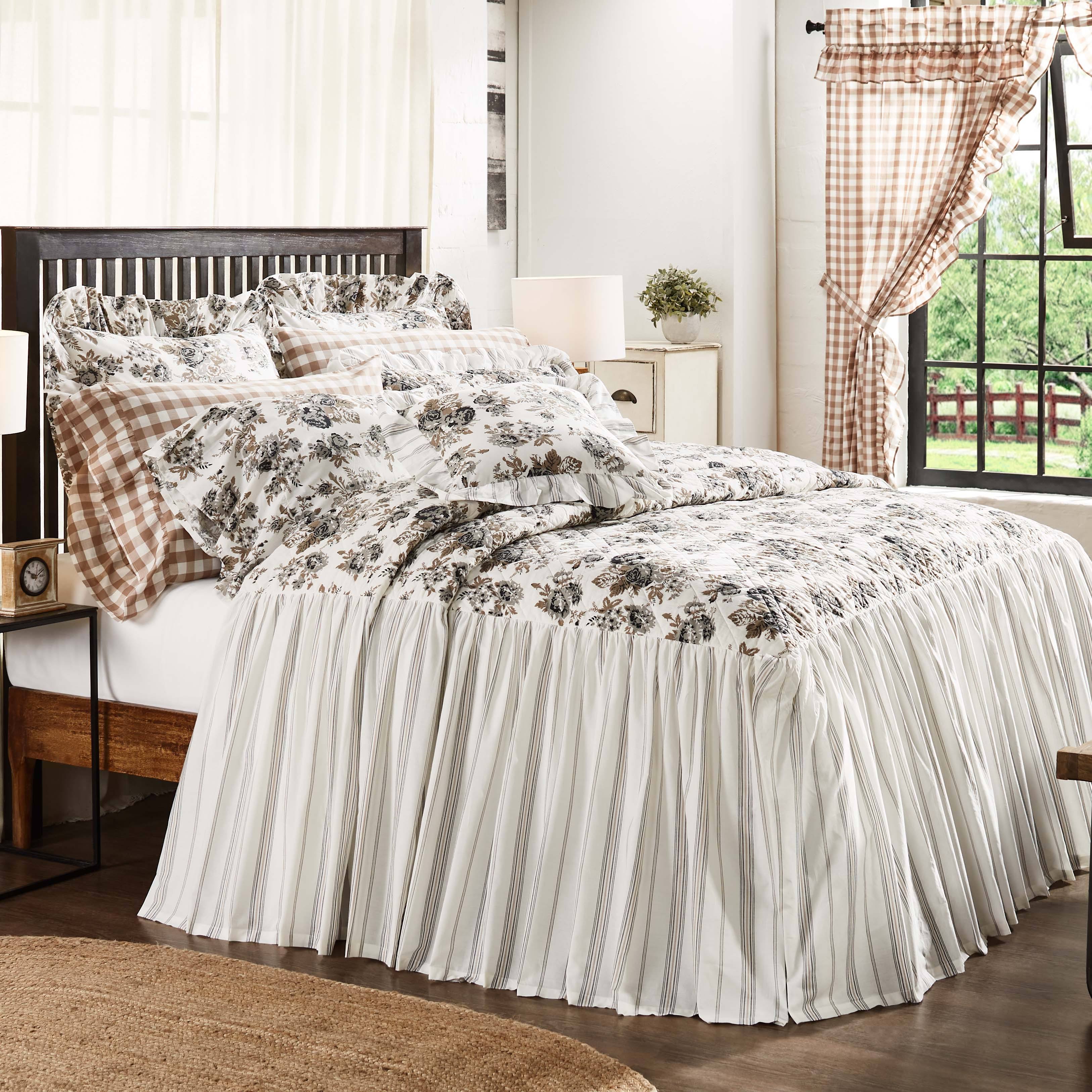 Annie Portabella Floral Ruffled California King Coverlet 84x72+27